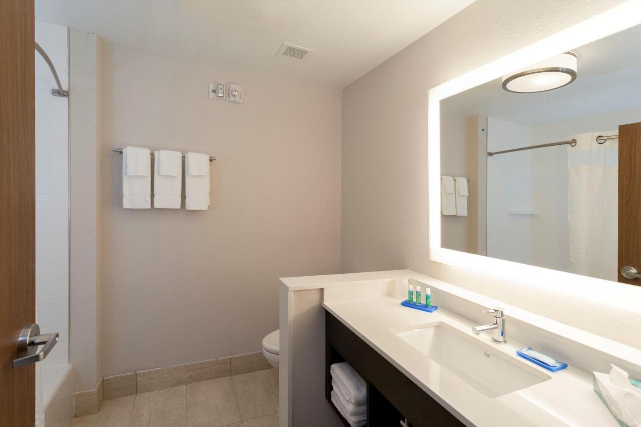 Holiday Inn Express - Blair By Ihg Luaran gambar