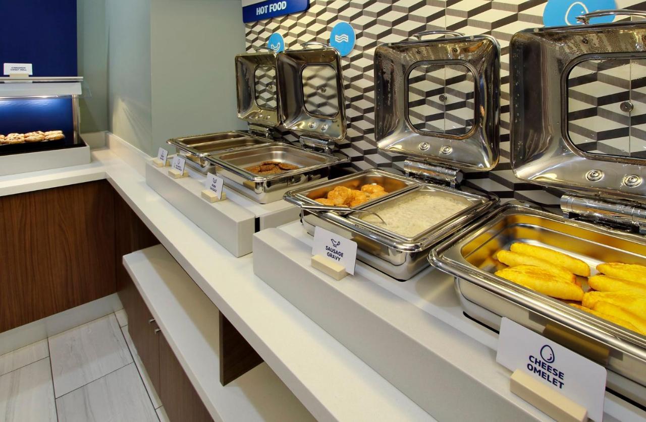 Holiday Inn Express - Blair By Ihg Luaran gambar
